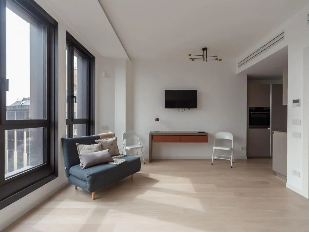 The Best Rent - Monolocale Moderno A Due Passi Dal Duomo Milan